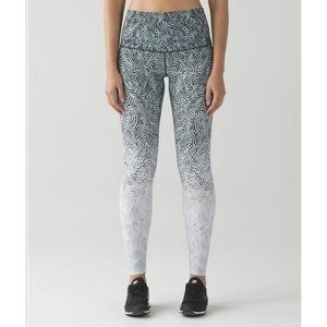 Lululemon Wunder Under Pant Hi-Rise Dazzle Nulux 50g Alpine White Black Size 4